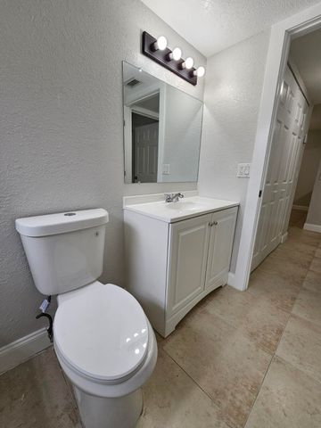 1681 Balfour Point Drive A, West Palm Beach, FL 33411