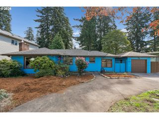 12504 Se MADISON St, Portland, OR 97233