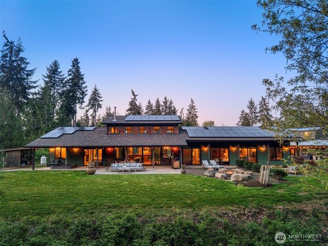 32065 Epic Place NE, Kingston, WA 98346