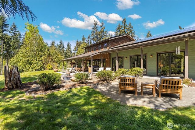 32065 Epic Place NE, Kingston, WA 98346