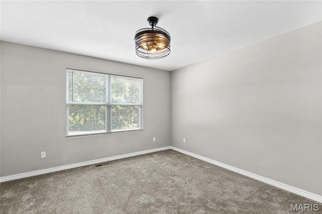 9841 Ridgecrest Drive, Hillsboro, MO 63050