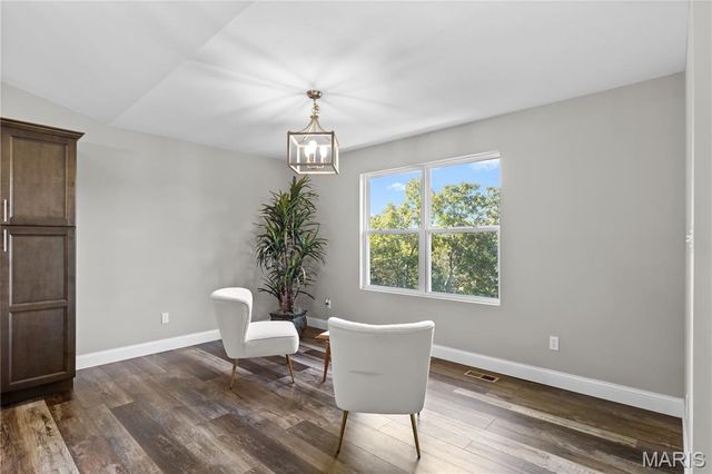 9841 Ridgecrest Drive, Hillsboro, MO 63050