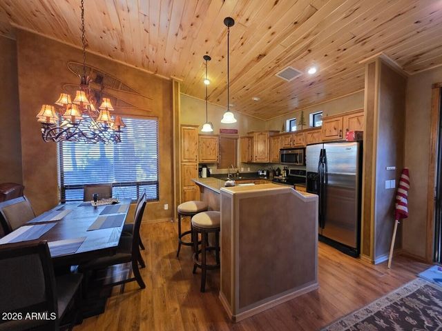 620 S SPIREA Lane, Show Low, AZ 85901