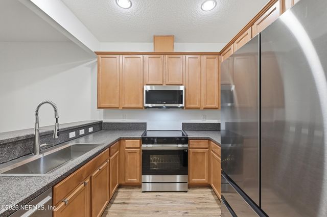 13491 ESSENCE Court, Jacksonville, FL 32258