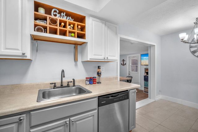 3314 Plaza Place, Lake Worth, FL 33462