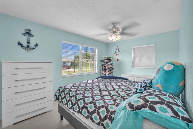 3314 Plaza Place, Lake Worth, FL 33462