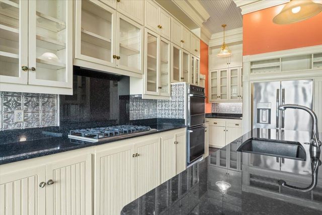 230 LEVY DR, Somerville, TN 38068