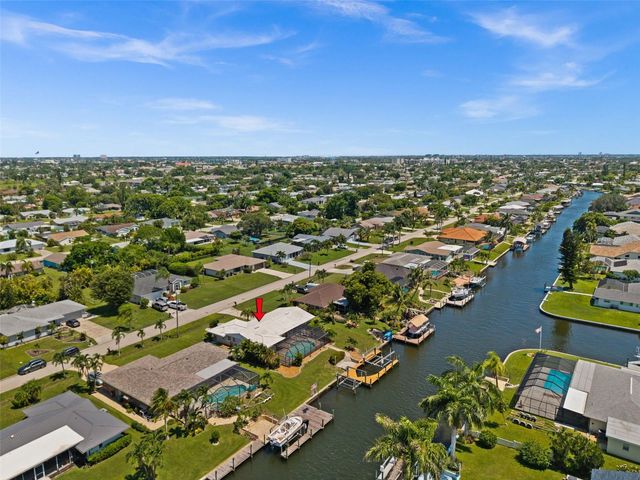 4102 SE 1ST PLACE, Cape Coral, FL 33904
