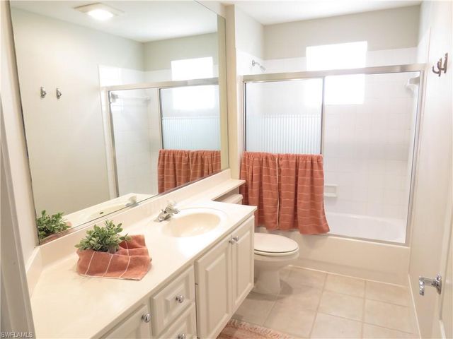 4186 Los Altos CT, Naples, FL 34109