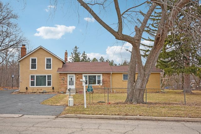 25616 W Lake Shore Drive, Ingleside, IL 60041