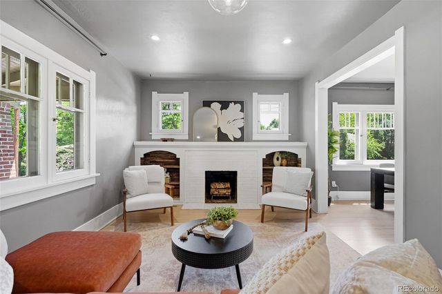 601 Jackson Street, Denver, CO 80206