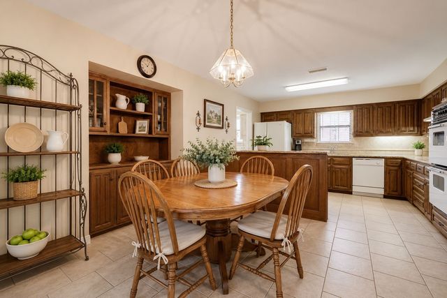 2128 El Dorado Way, Carrollton, TX 75006