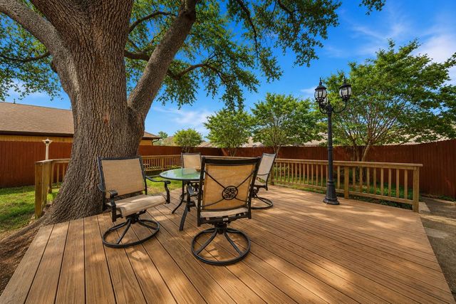 2128 El Dorado Way, Carrollton, TX 75006