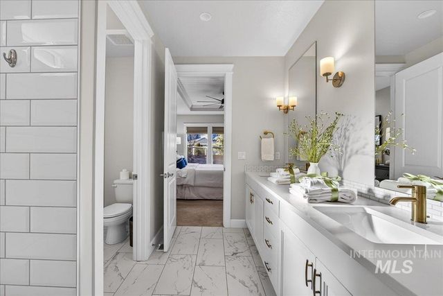 5525 S Acheron Way, Meridian, ID 83642