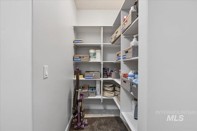 5525 S Acheron Way, Meridian, ID 83642