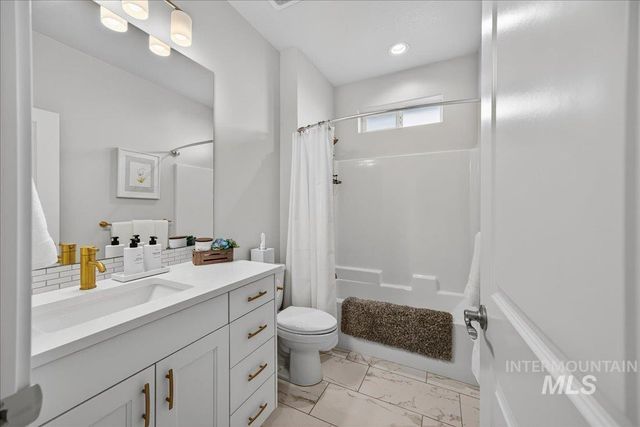 5525 S Acheron Way, Meridian, ID 83642