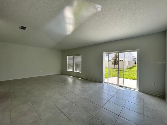 318 LAWSON AVENUE, Haines City, FL 33844