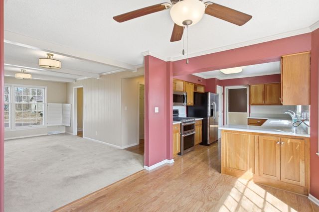 3714 BERRYWOOD DR, Columbia, MO 65201