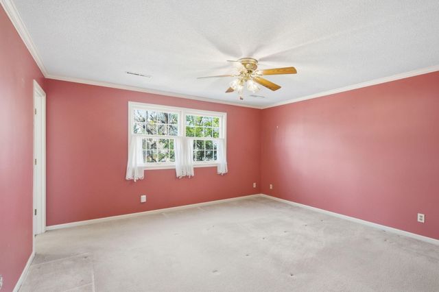 3714 BERRYWOOD DR, Columbia, MO 65201