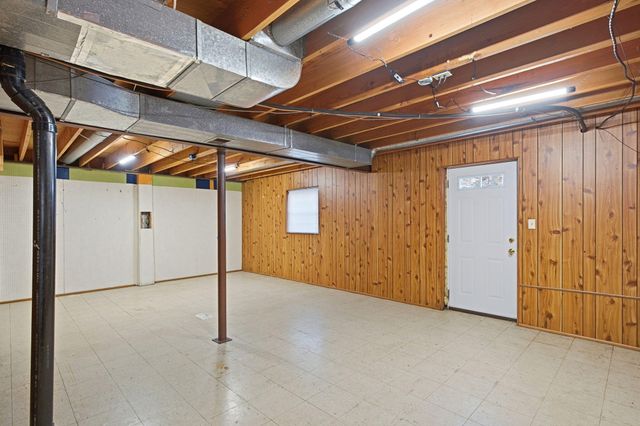 3714 BERRYWOOD DR, Columbia, MO 65201