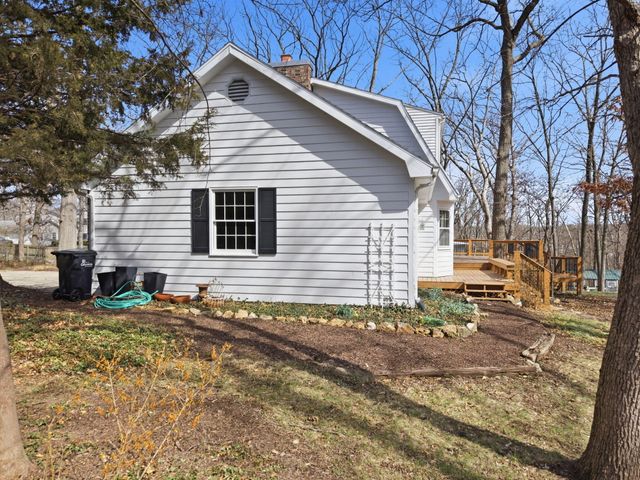 3714 BERRYWOOD DR, Columbia, MO 65201