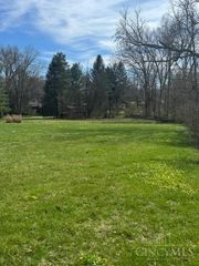800 Indian Hill Road, Terrace Park, OH 45174