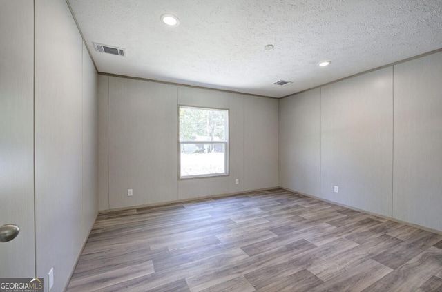 7463 Yukon Road, Talking Rock, GA 30175