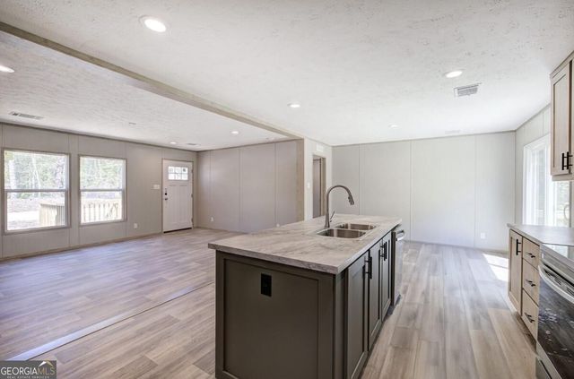 7463 Yukon Road, Talking Rock, GA 30175