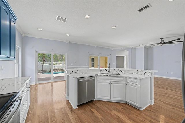 2811 RAVENDALE LANE, Holiday, FL 34691