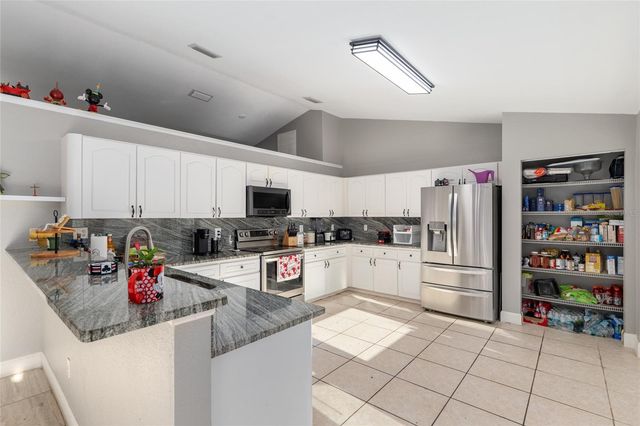 2428 SW 147 PLACE ROAD, Ocala, FL 34473