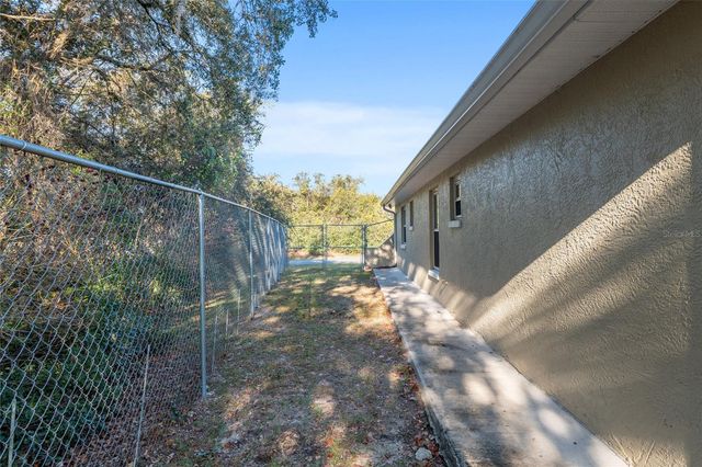 2428 SW 147 PLACE ROAD, Ocala, FL 34473