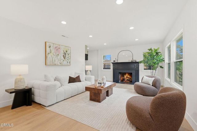 2805 E Del Mar Boulevard, Pasadena, CA 91107