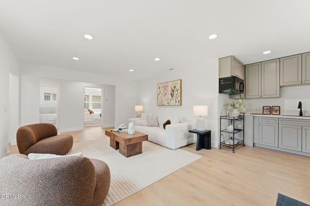2805 E Del Mar Boulevard, Pasadena, CA 91107