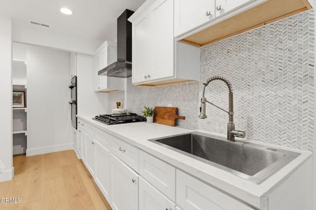 2805 E Del Mar Boulevard, Pasadena, CA 91107