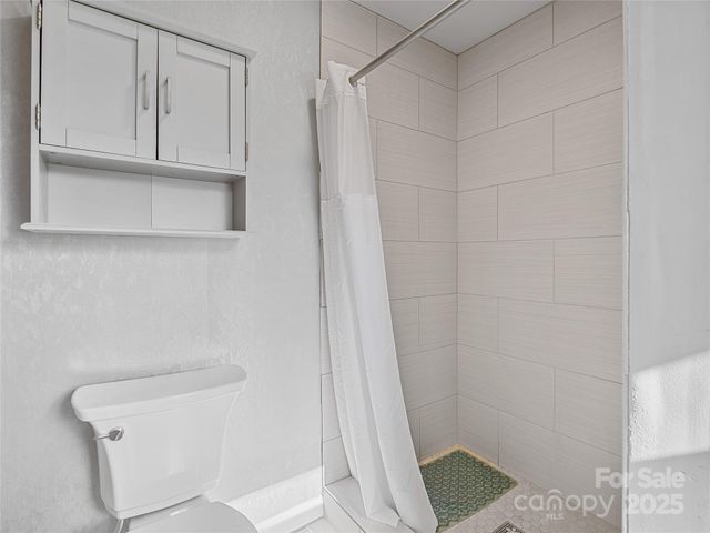 435 Thermal View Drive, Tryon, NC 28782