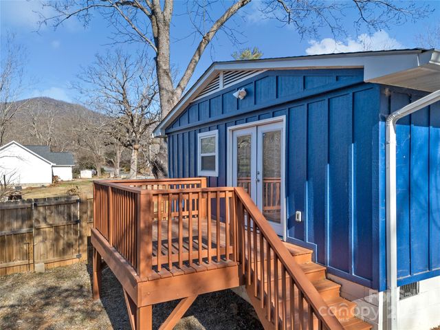 435 Thermal View Drive, Tryon, NC 28782