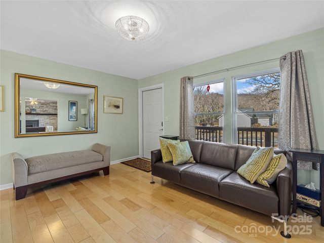 435 Thermal View Drive, Tryon, NC 28782