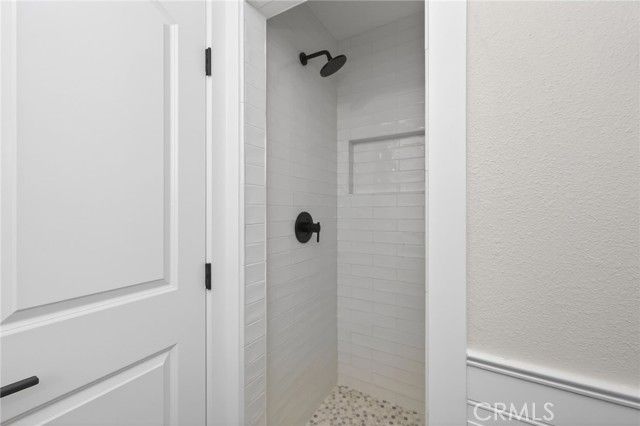 4161 E Holland, Fresno, CA 93726