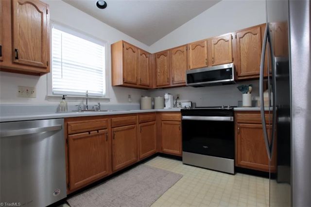 3141 Woodpoint Street, Jamestown, NC 27282