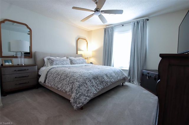 3141 Woodpoint Street, Jamestown, NC 27282
