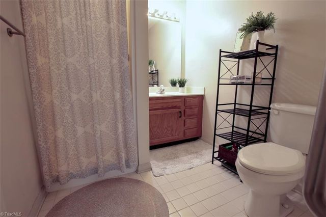 3141 Woodpoint Street, Jamestown, NC 27282