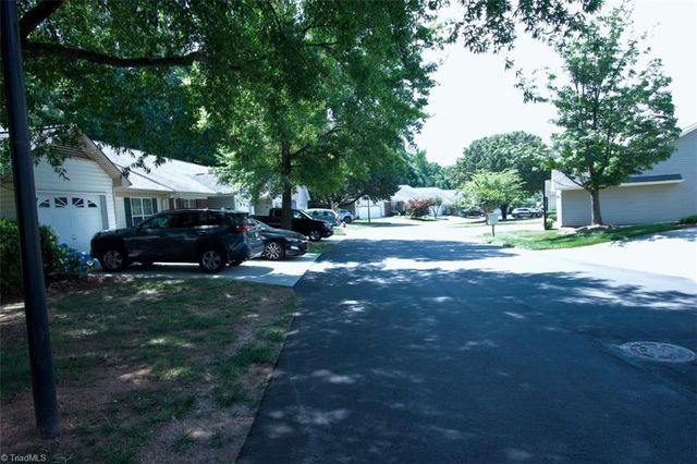 3141 Woodpoint Street, Jamestown, NC 27282