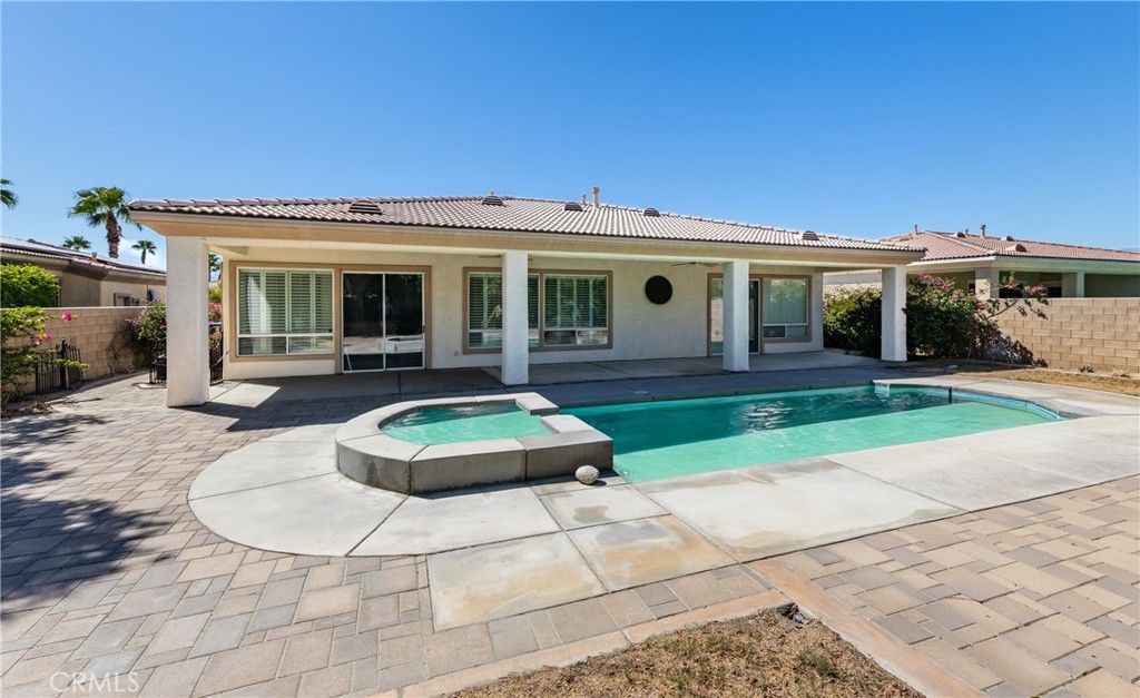 74064 Chinook Circle, Palm Desert, CA 92211