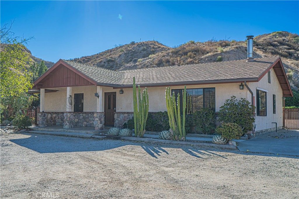 30845 The Old Dirt Road, Agua Dulce, CA 91390 — exterior