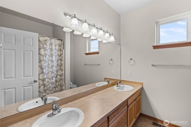 530 Meadow View Drive, Ellensburg, WA 98926