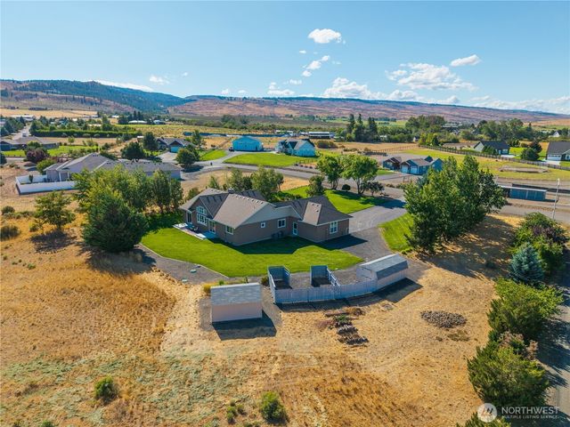 530 Meadow View Drive, Ellensburg, WA 98926