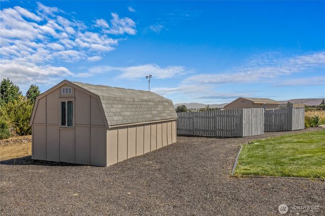 530 Meadow View Drive, Ellensburg, WA 98926