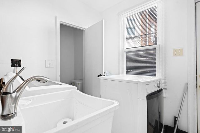 539 FERNON ST, Philadelphia, PA 19148