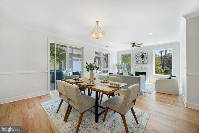 132 N EARLEY, Alexandria, VA 22304