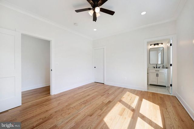132 N EARLEY, Alexandria, VA 22304